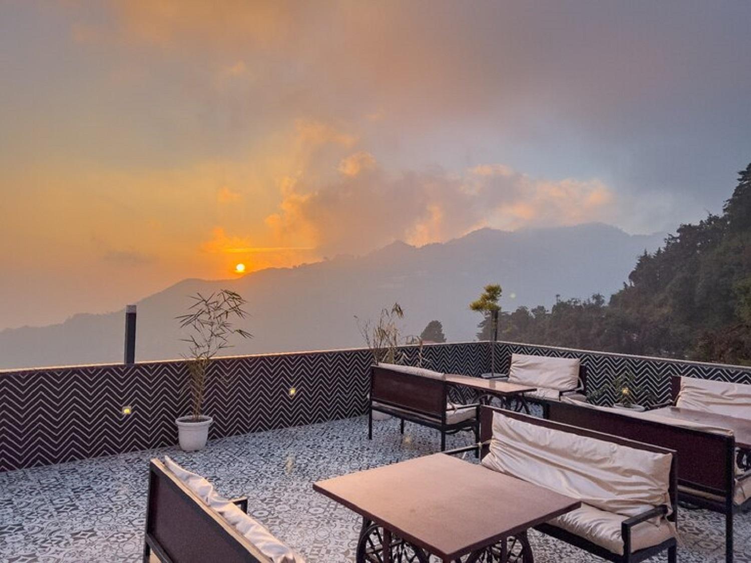 Hotel Rockland Residency Mussoorie