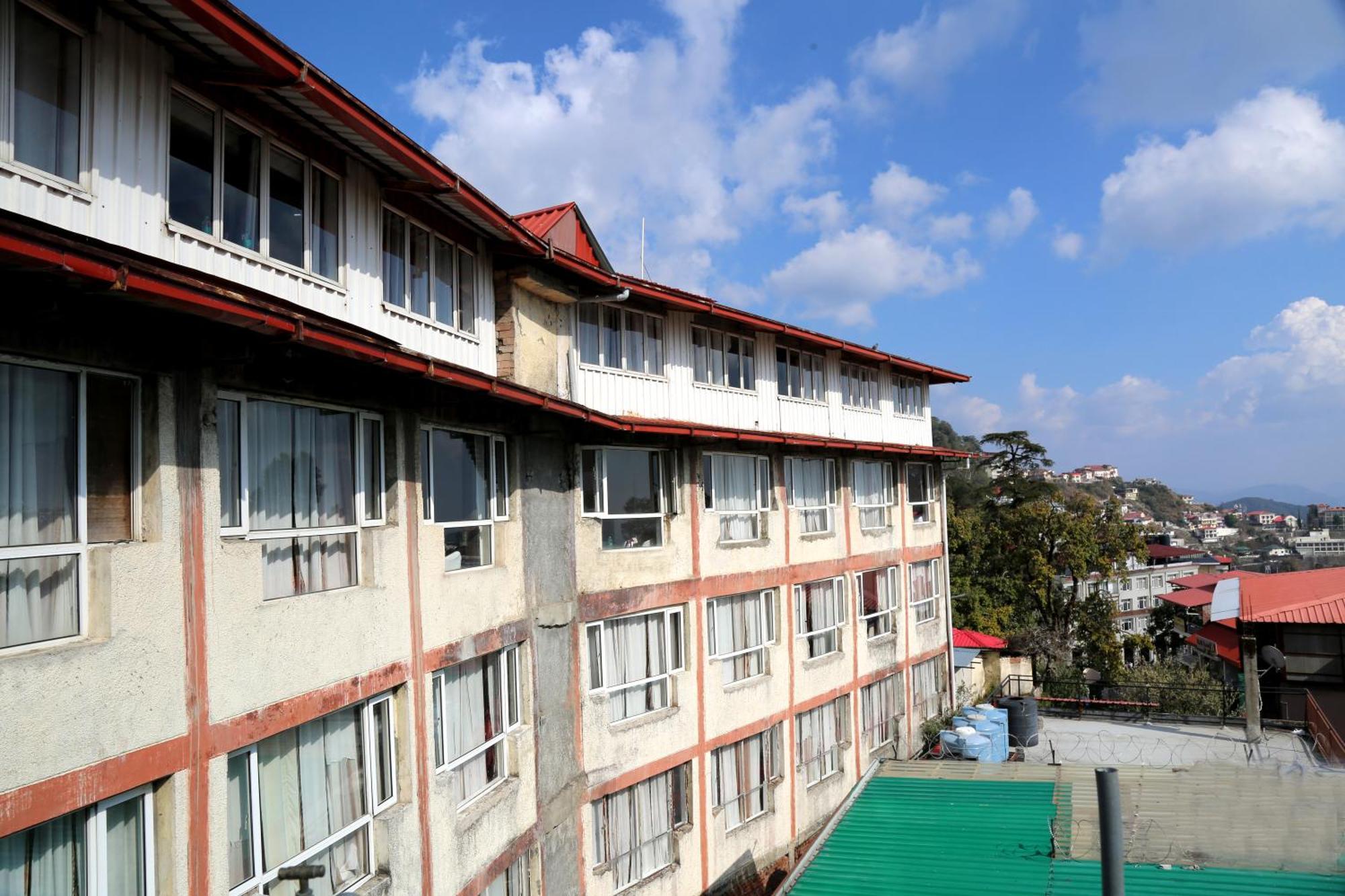 Royal Queen - Mall Road Mussoorie