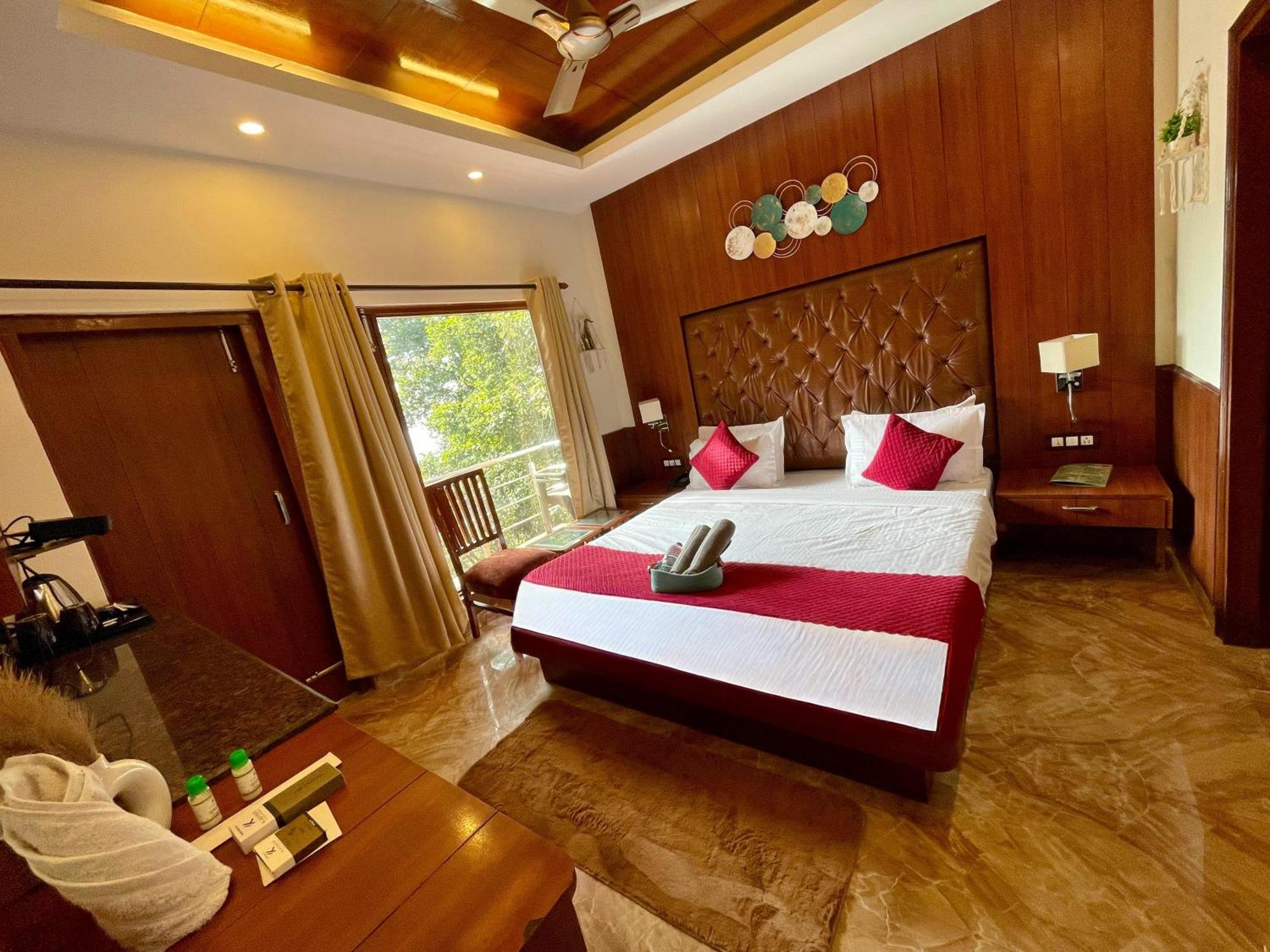 Villa Plutus Luxury Boutique