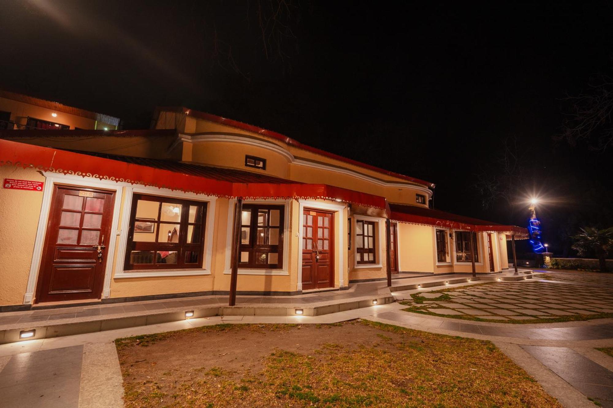 Hotel Bliss & Company By Hnh 3*