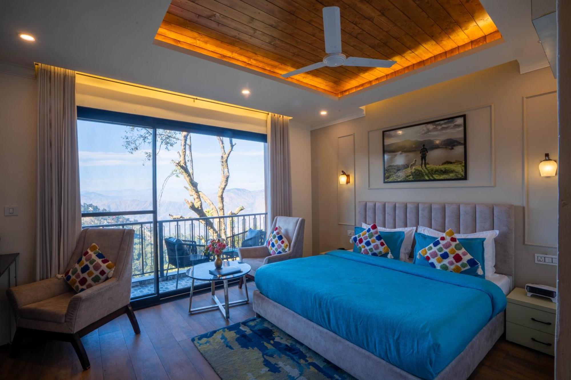 Hotel Westend By Perfectstayz At Mall Road 5*