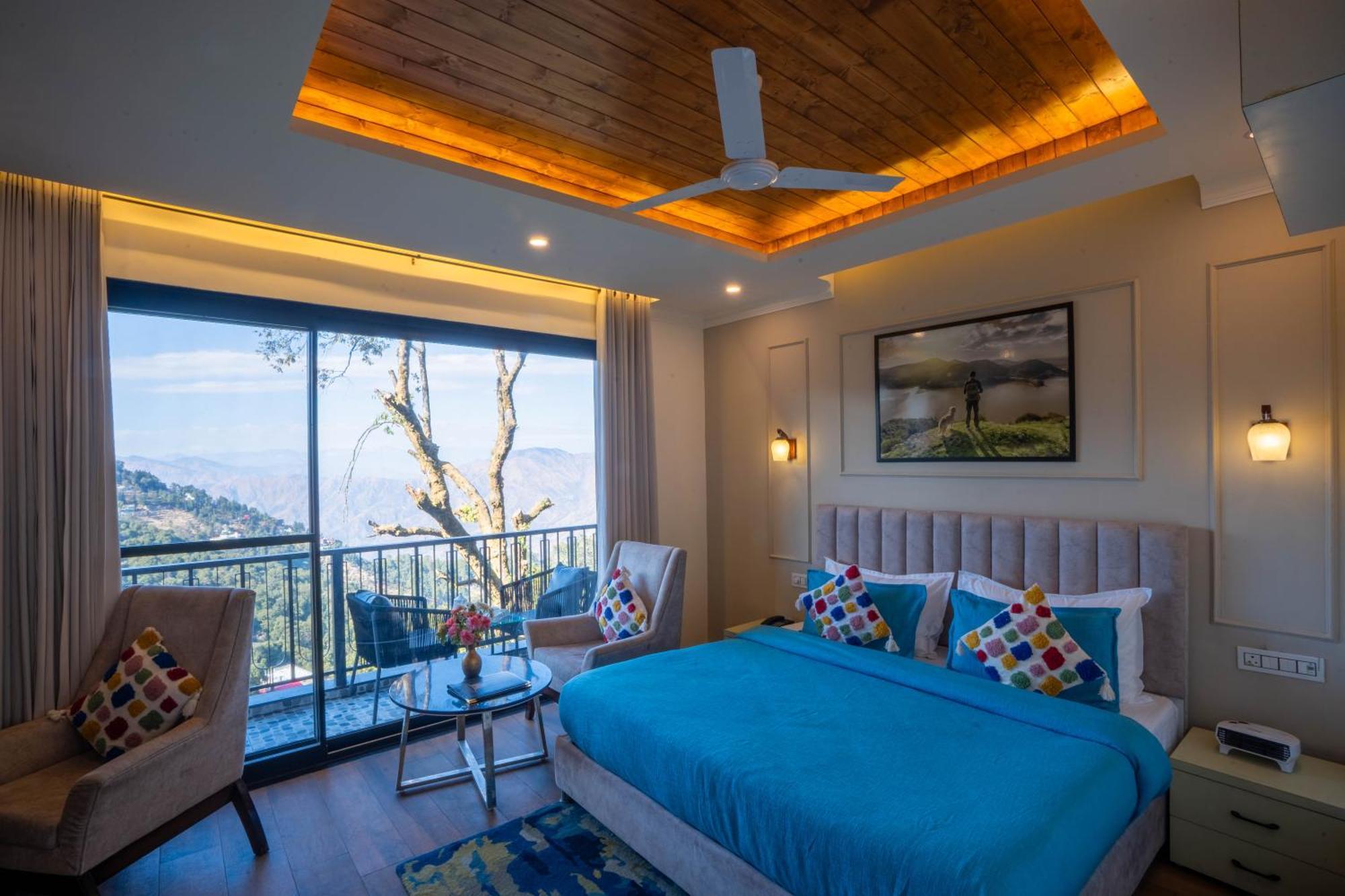 Hotel Westend By Perfectstayz At Mall Road 5*