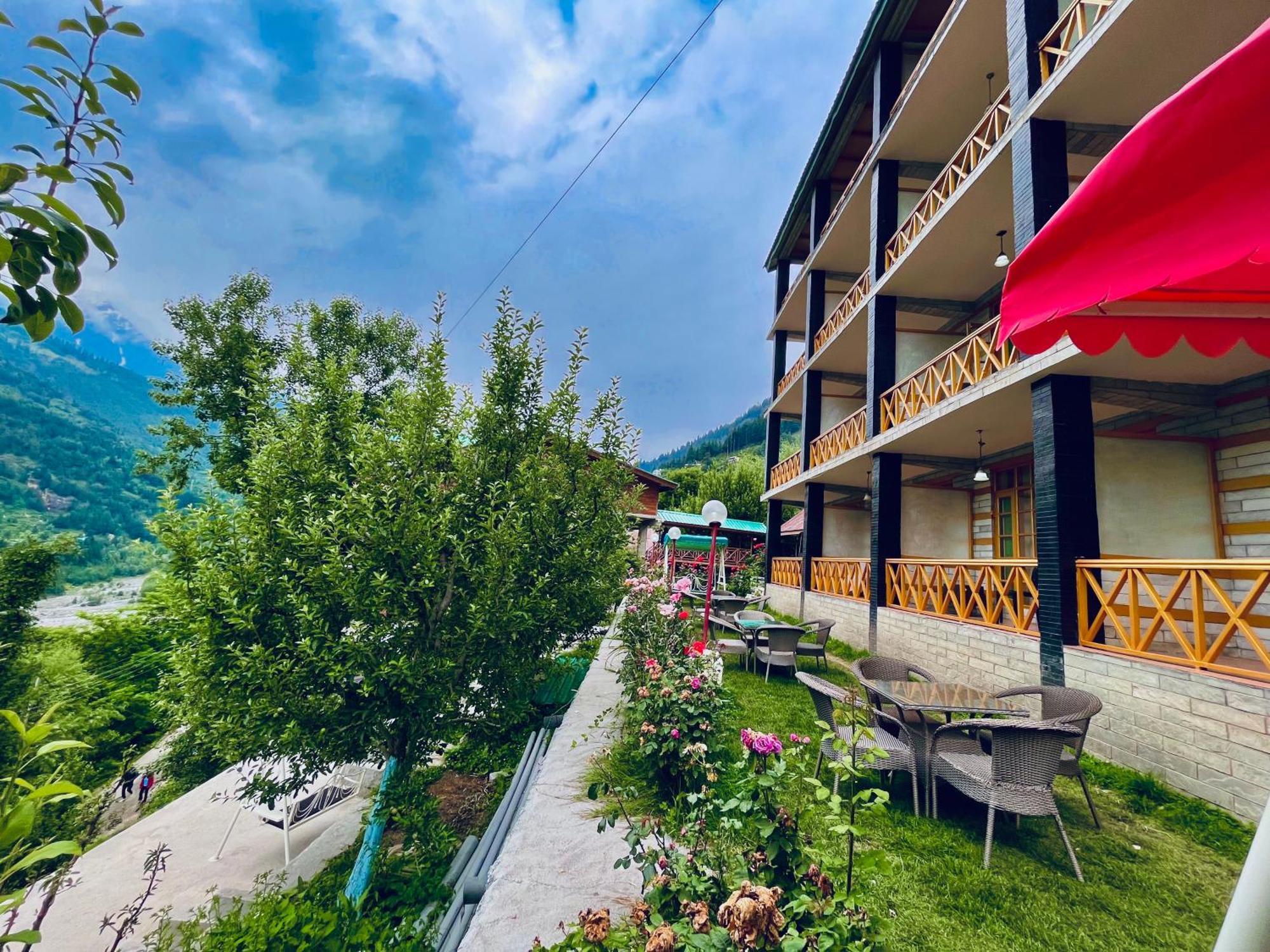The Kempty Osasis - A Boutique With Scenic Mountain View In Apartment *
