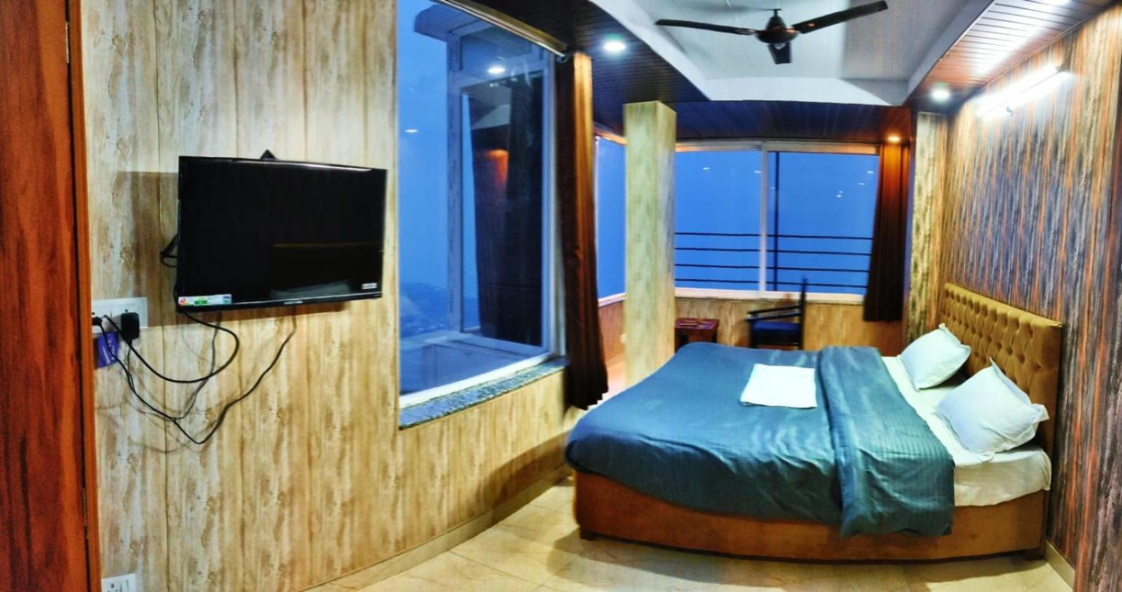 Hotel Mountain Retreat By 360 Degree Mussoorie