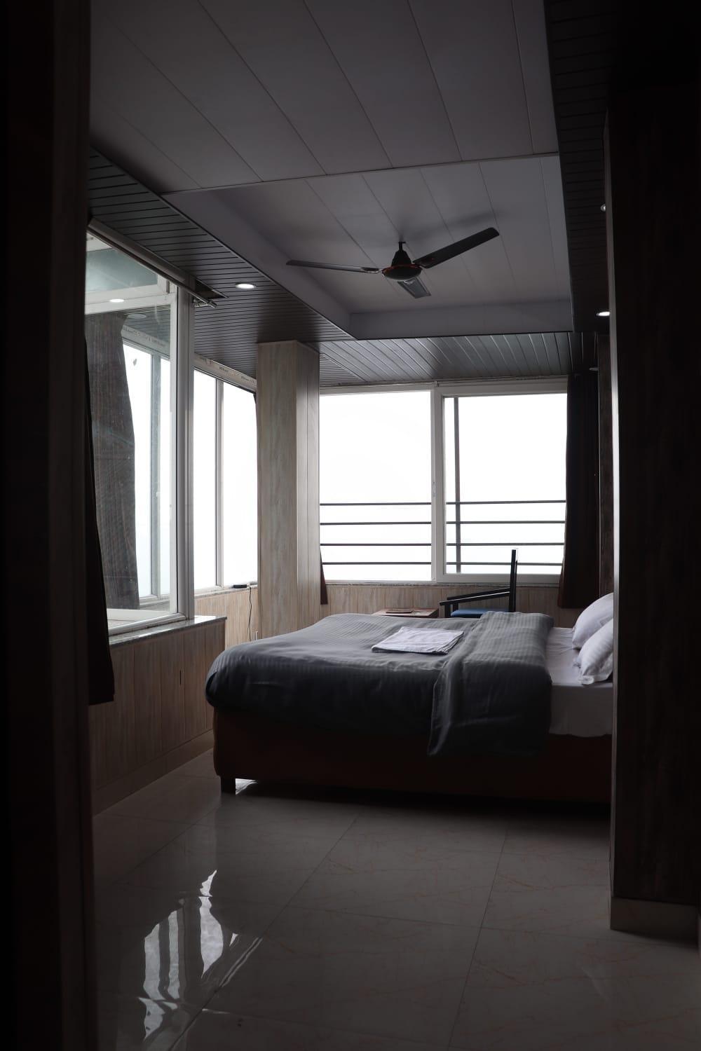 Mountain Retreat By 360 Degree 3* Mussoorie