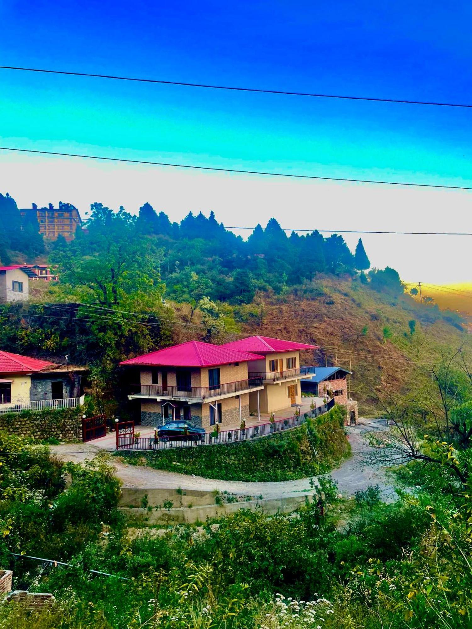 Villa Zenroofs- Cloud Haven 3bhk *