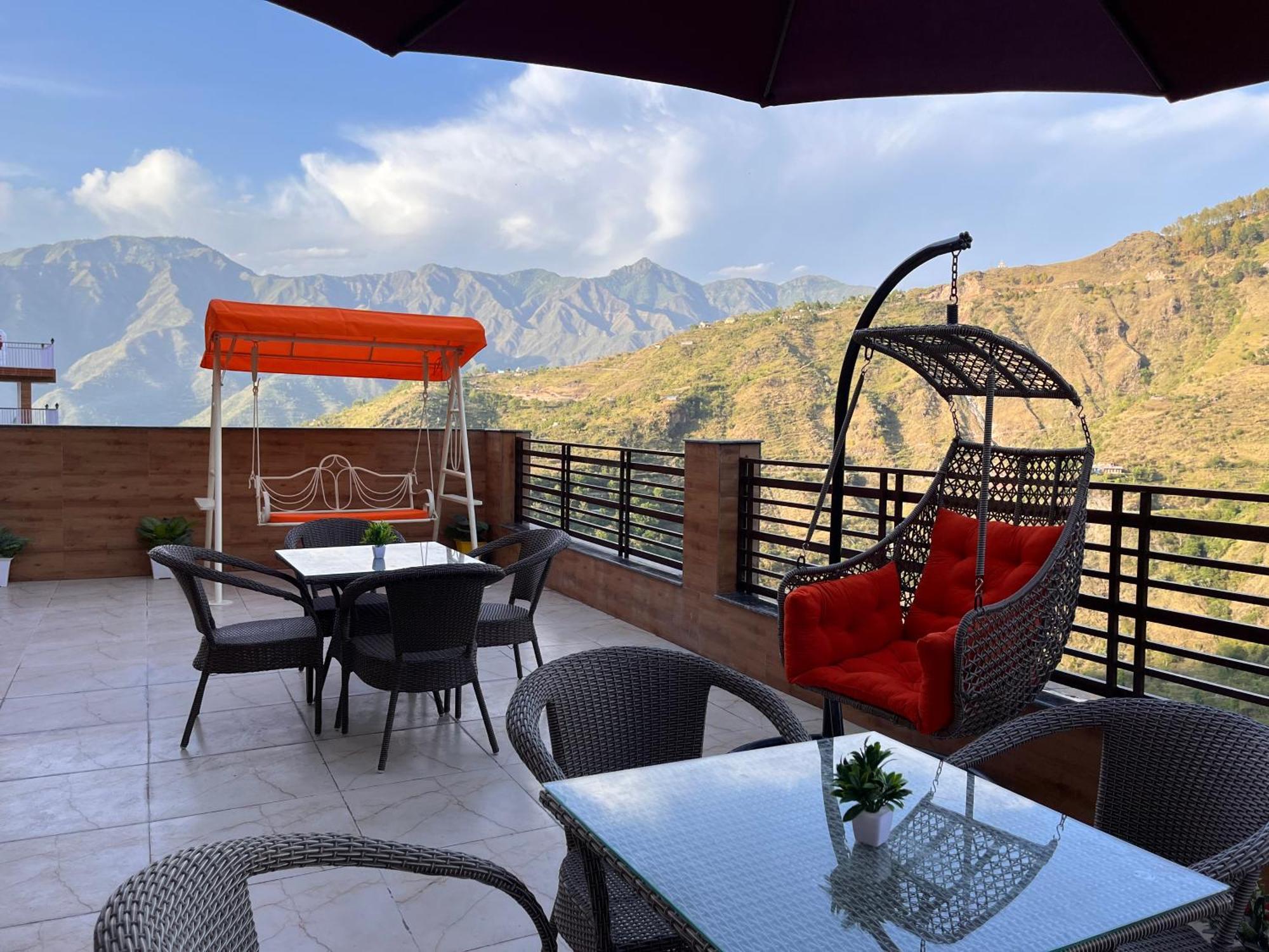 Pinerock Selling In ! Luxury ! Mountain View ! Open Terrace ! Cafe ! Parking ! 4* Mussoorie