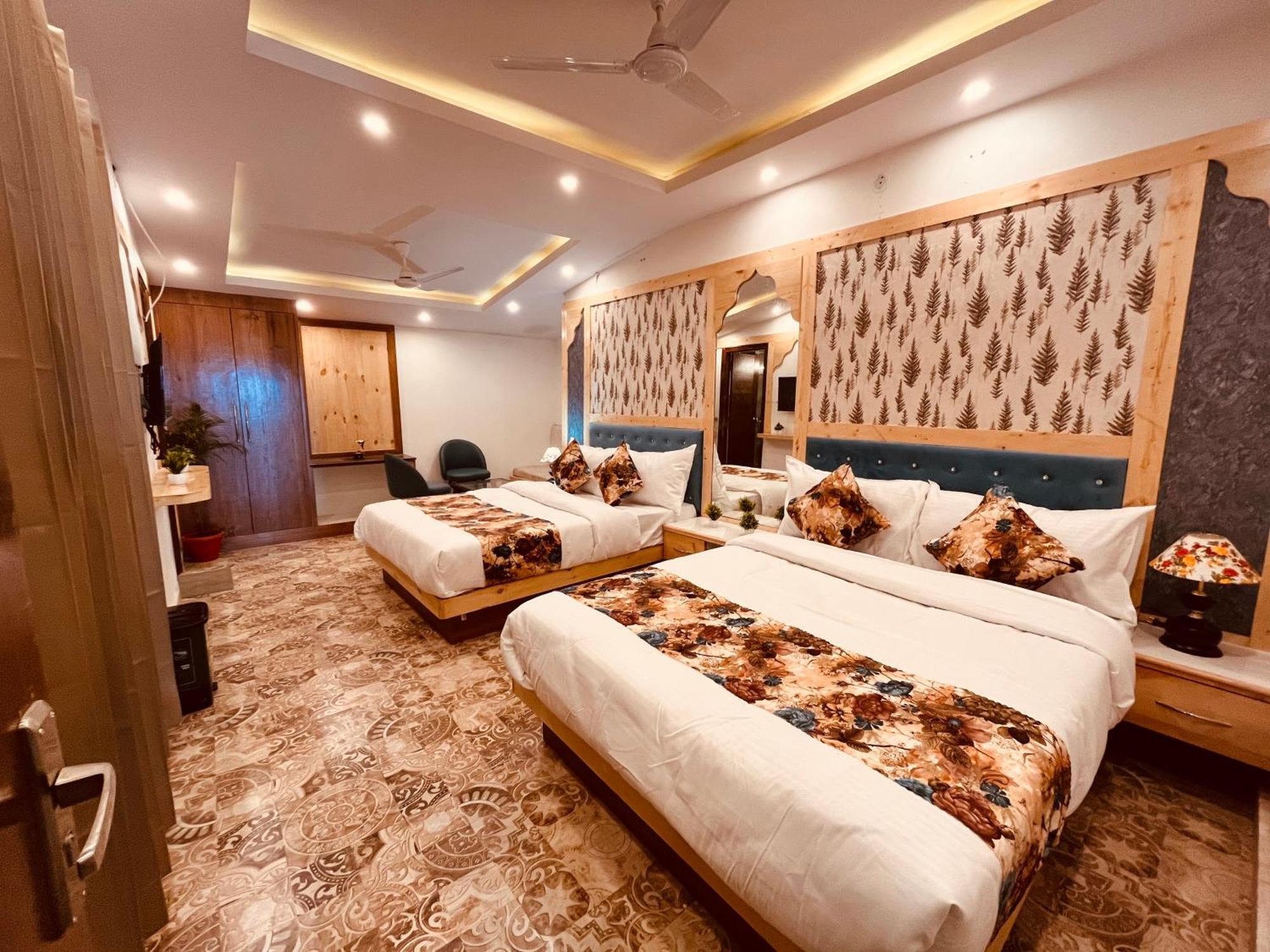 Pinerock Selling In ! Luxury ! Mountain View ! Open Terrace ! Cafe ! Parking ! 4*