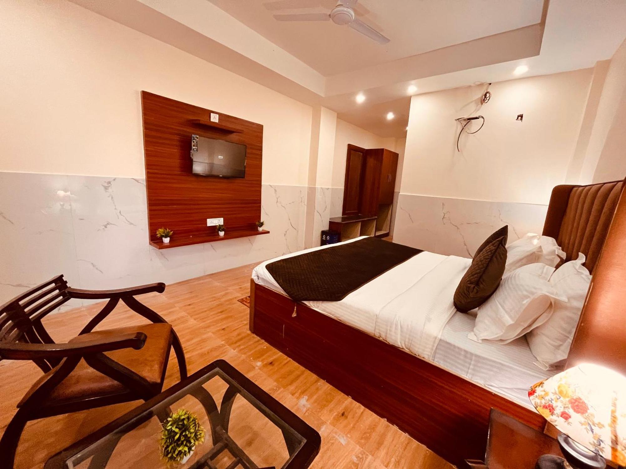 River Grand - A Peaceful Kempty Fall 4*
