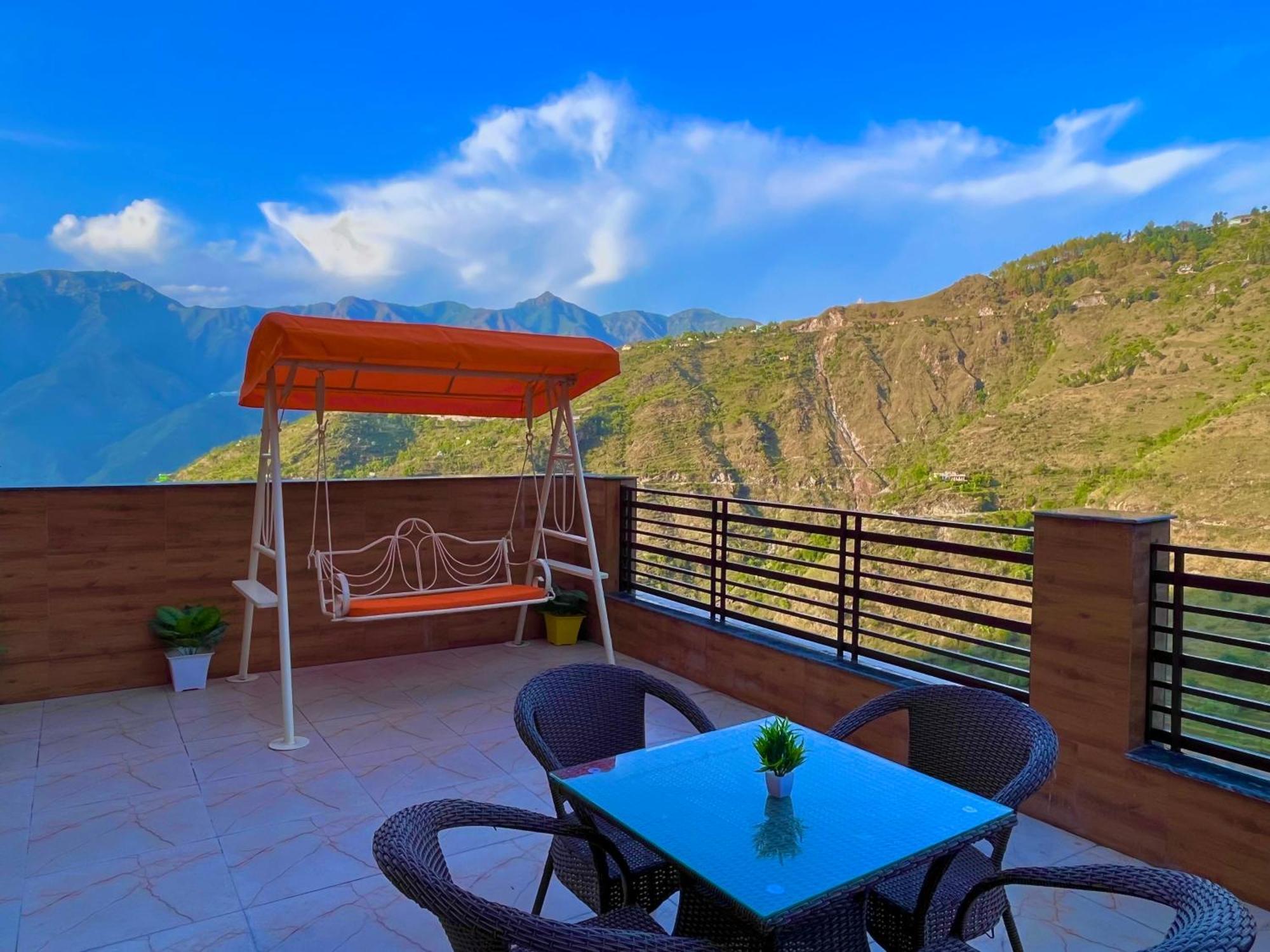 Hotel River Grand - A Peaceful Kempty Fall 4*