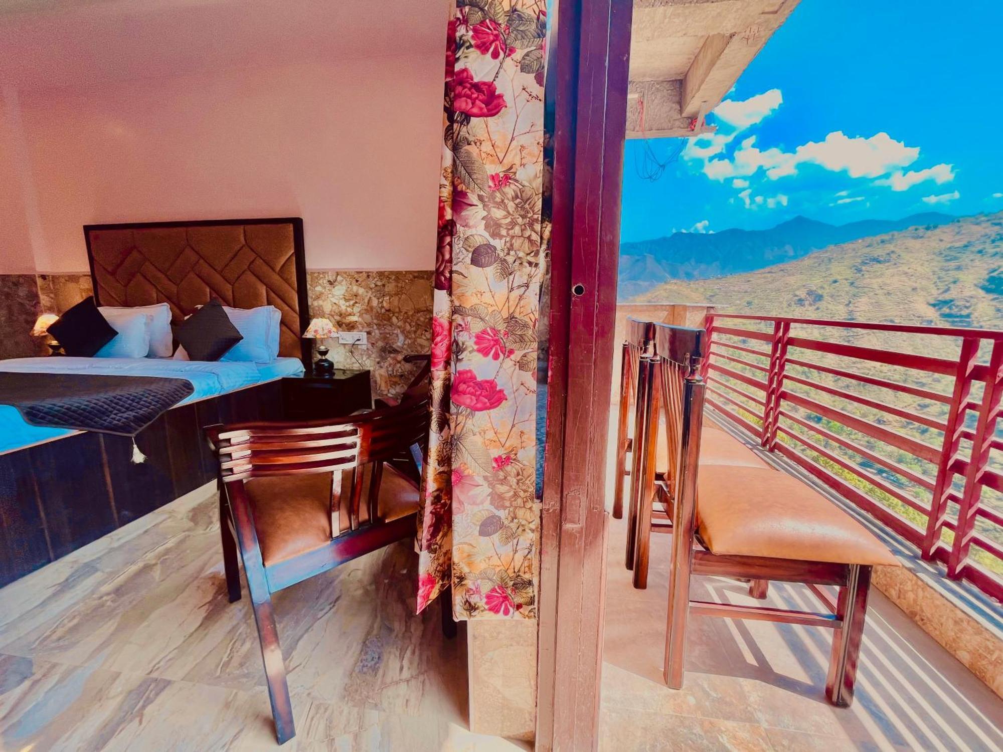 Hotel River Grand - A Peaceful Kempty Fall Mussoorie