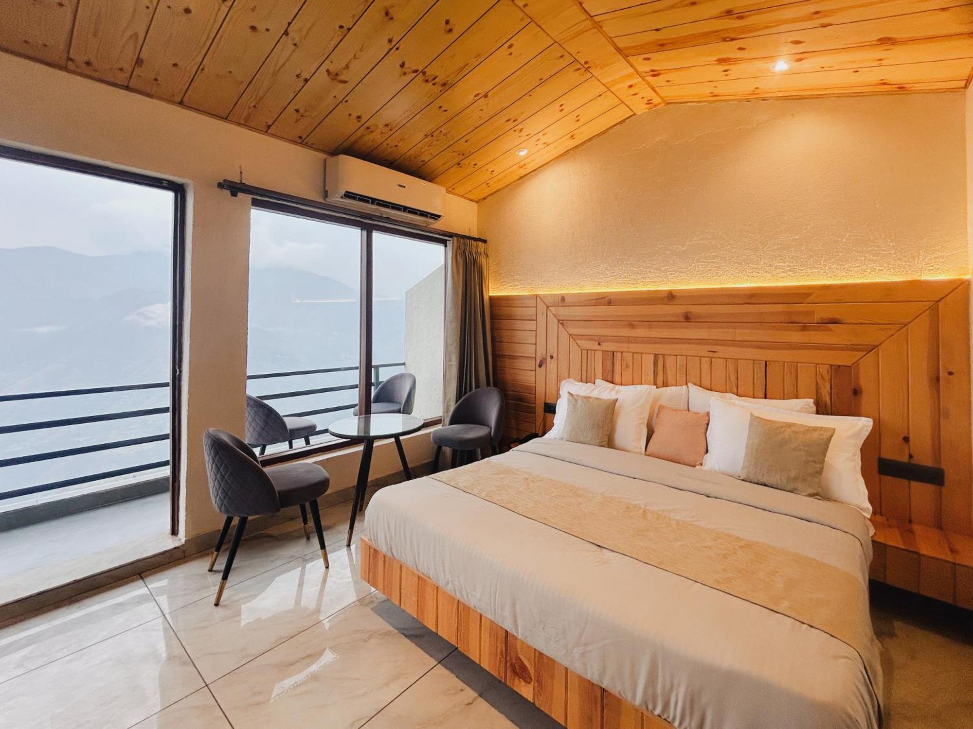 Queens Hill By Edge Hotel Mussoorie