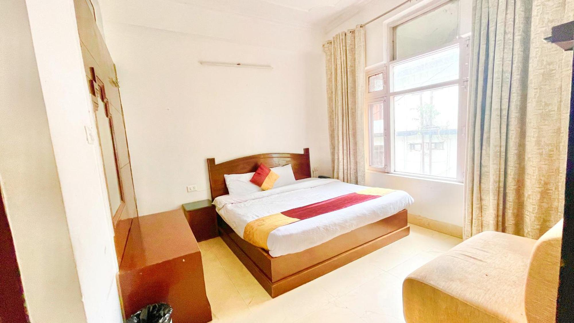 Luxuary L-p Palace Near Mall Road - Restaurant And Private Parking Facilities - Hygiene & Spacious -a Rated In 4* Mussoorie