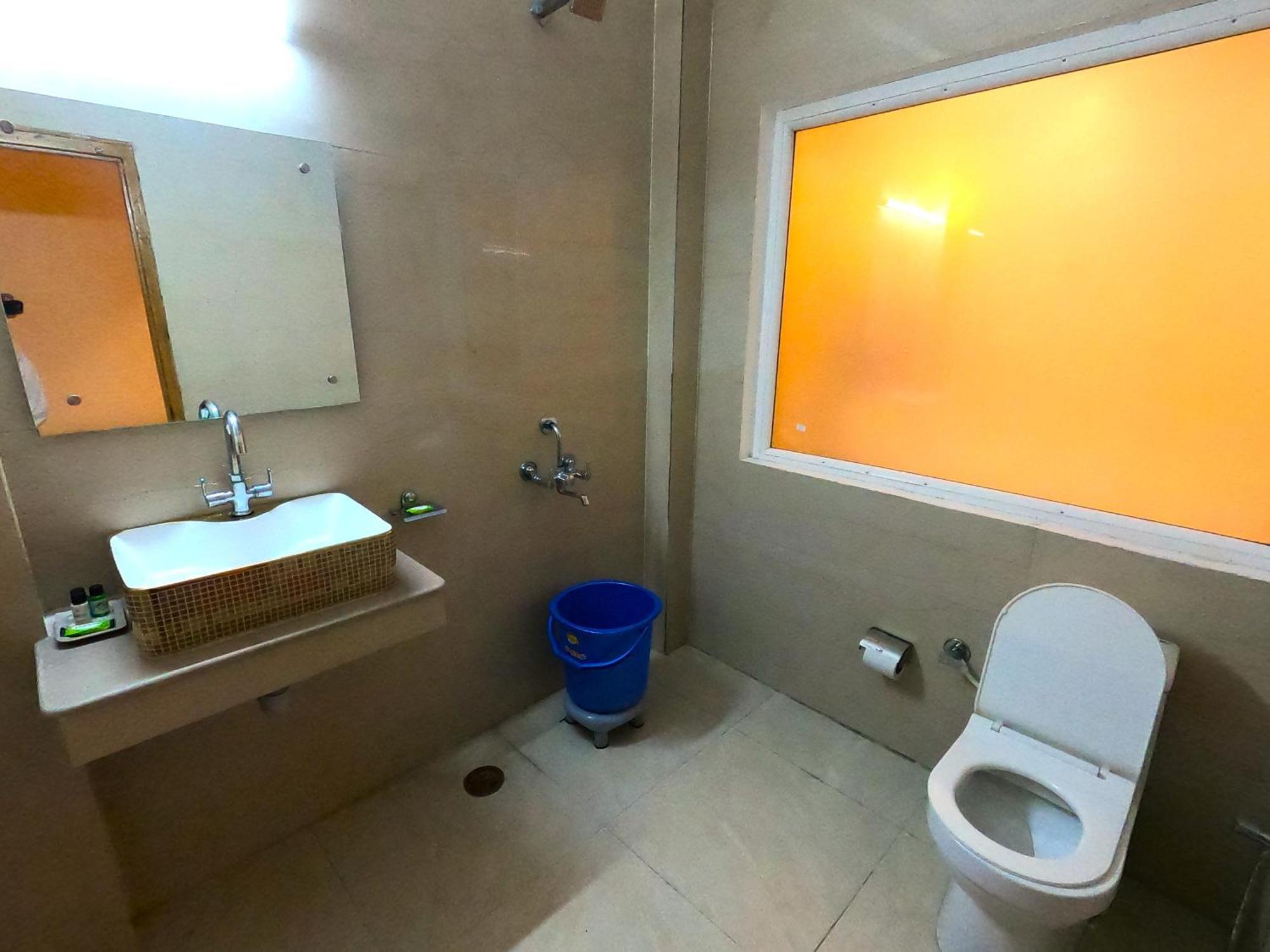 Hotel Nirvana Luxury And