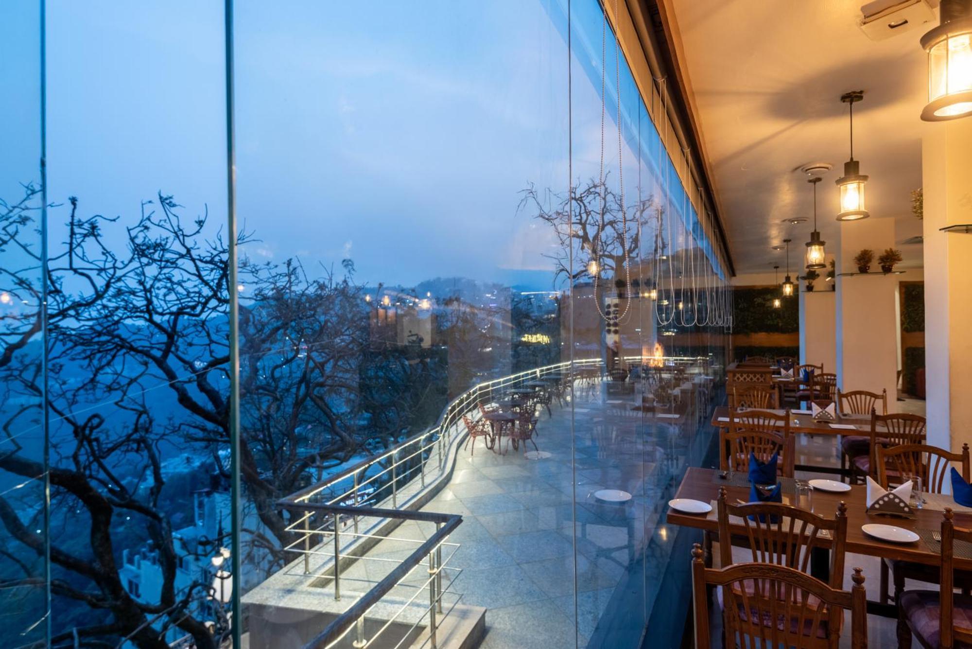 Tulip Castle Mall Road 3* Mussoorie