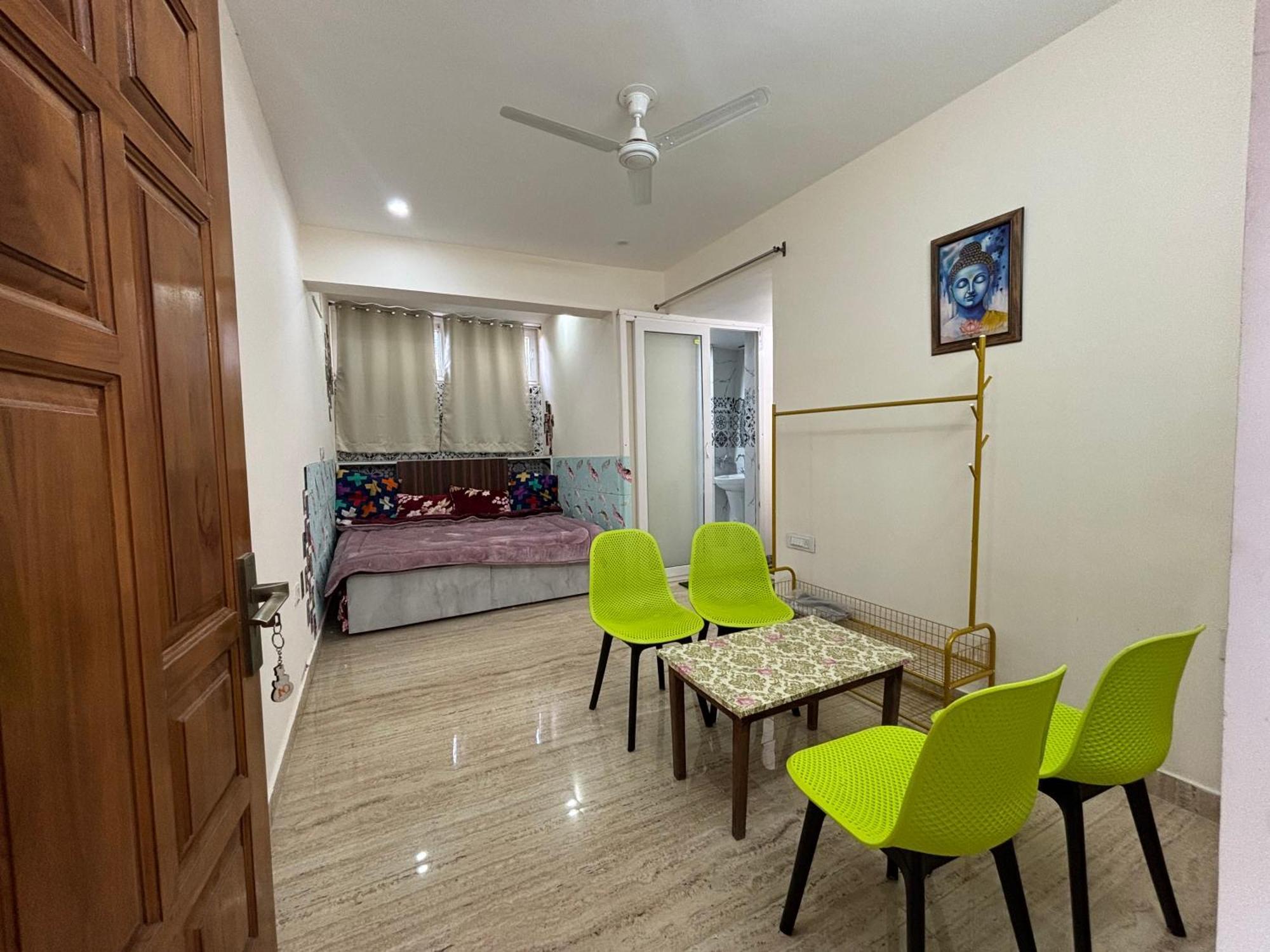 Leela Homestay *