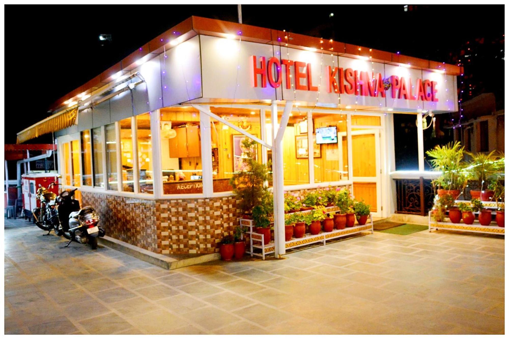 A Luxuary Kishna # Palace Premuim Near The Mall Road - A Luxury With Newly Decorated And Renovated - With Wifi - Service Available - Book Now 4* Mussoorie