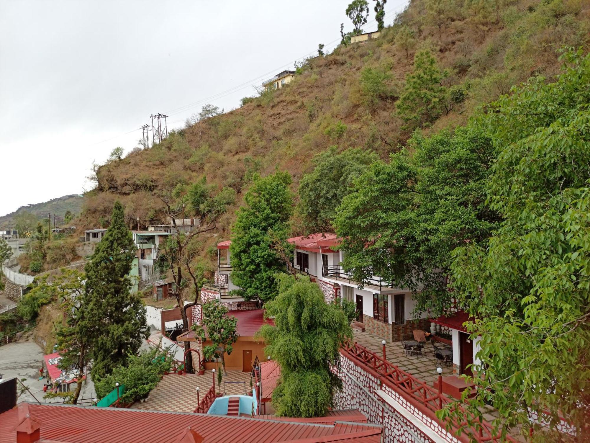 Hotel Ceyone 3*