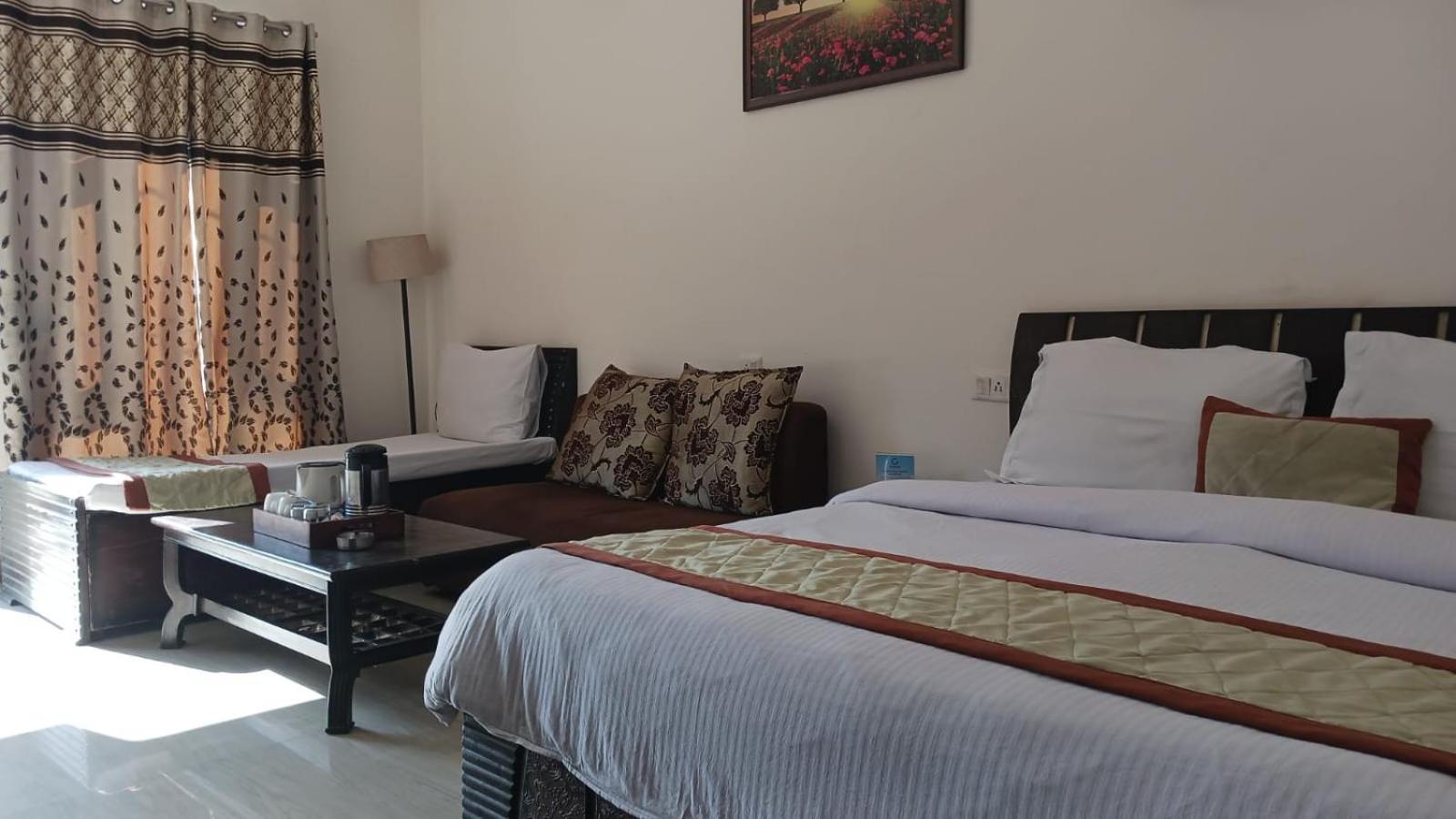 Hotel Ceyone 3*