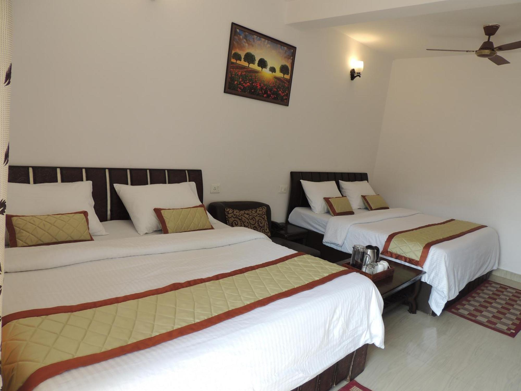 Hotel Ceyone Mussoorie