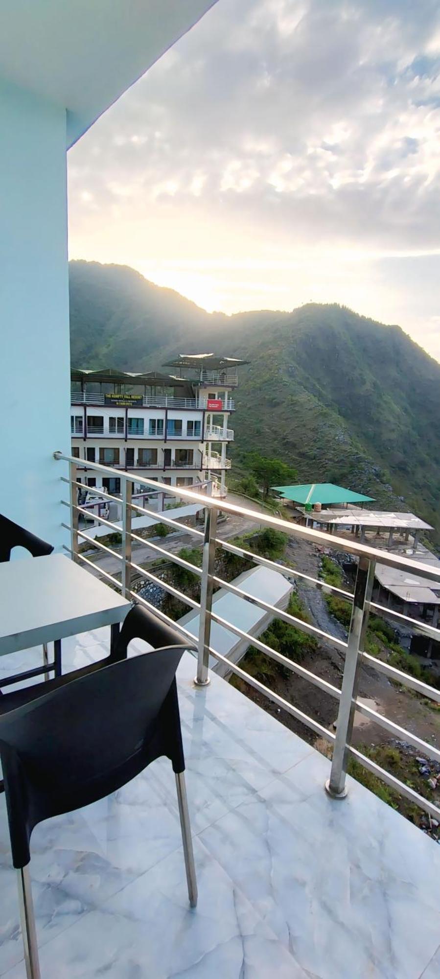 Hsr Residency And Restaurant * Mussoorie
