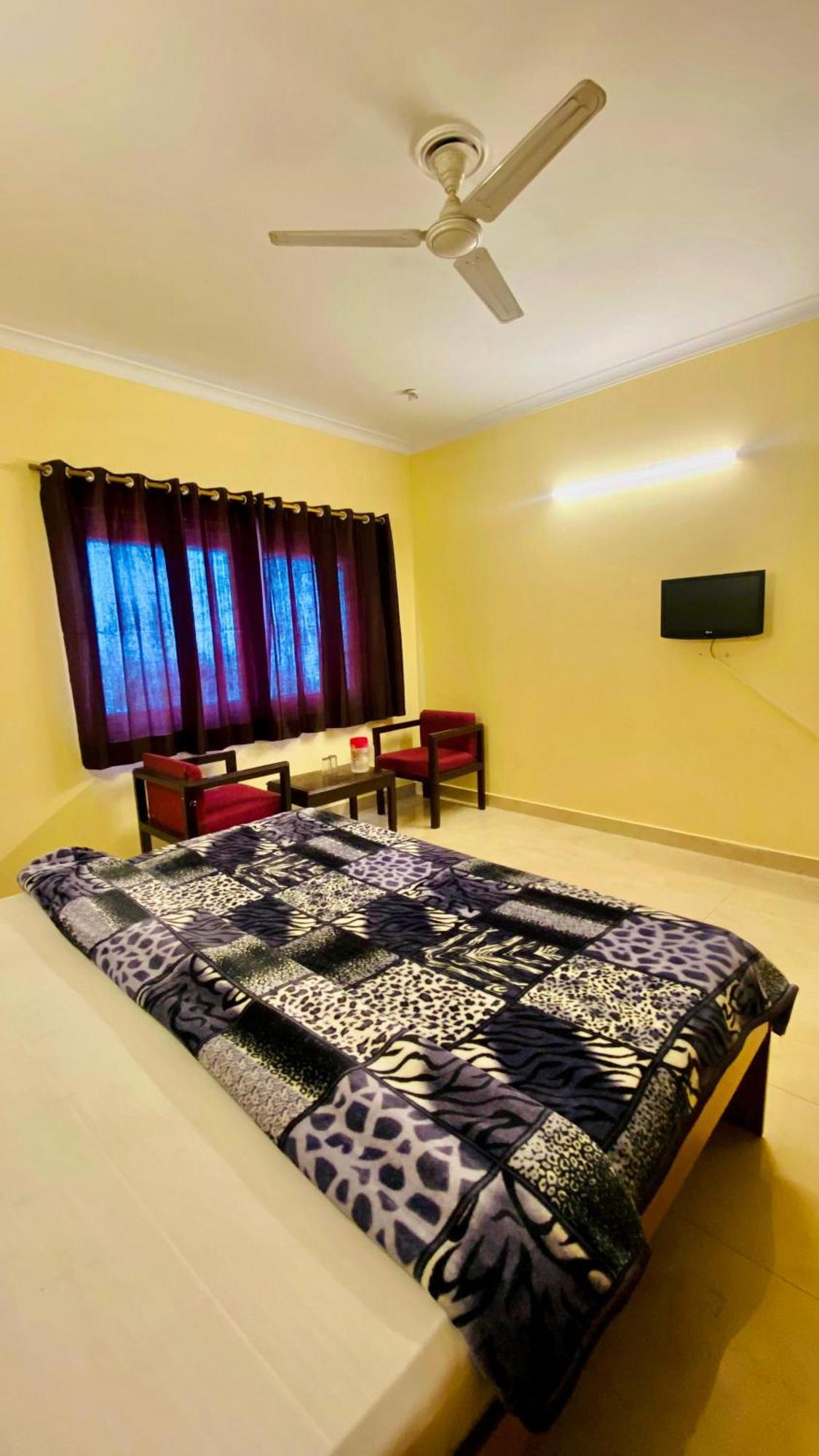 Midview Hotel 3*