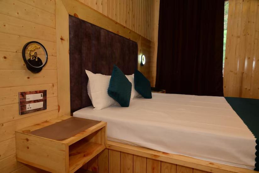 Hotel Rahul Hotel And Restaurant Mussoorie