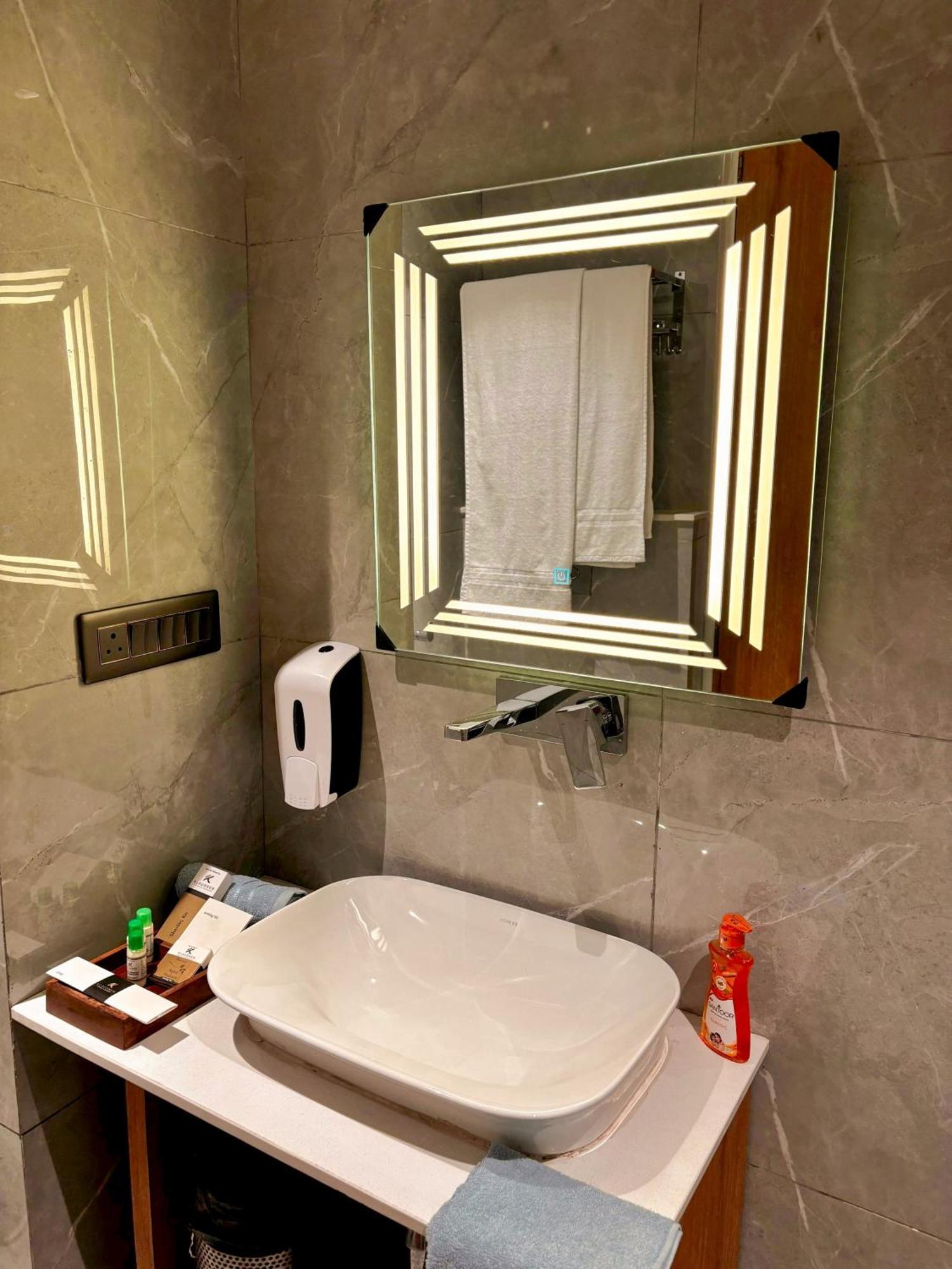 Hotel Mackenzie Luxury Boutique Mussoorie