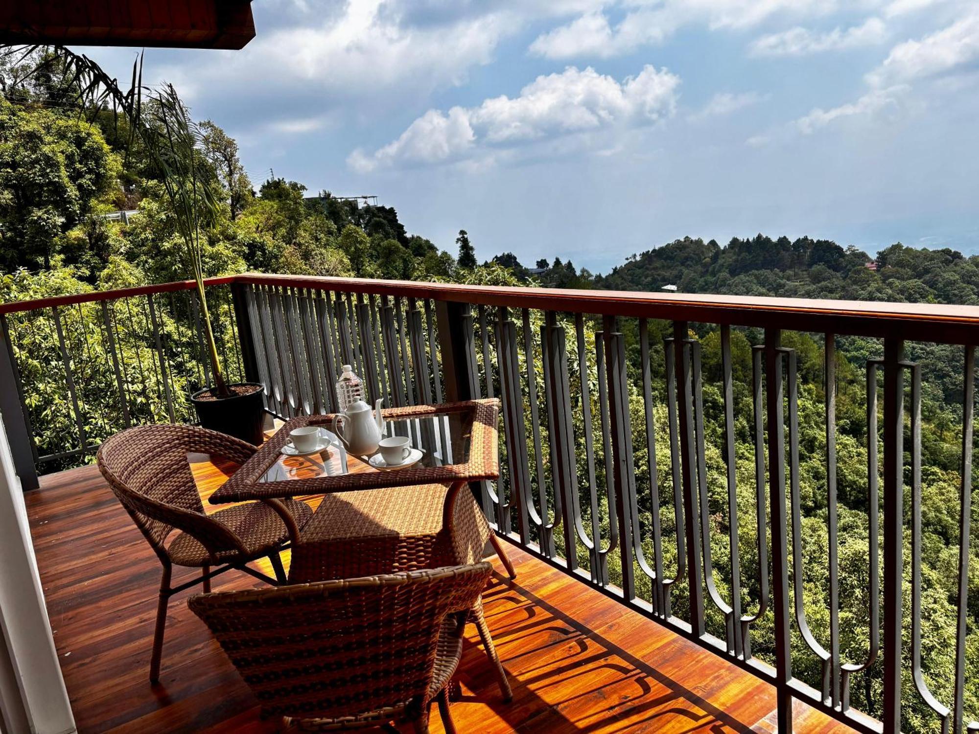 Mackenzie Luxury Boutique 4*