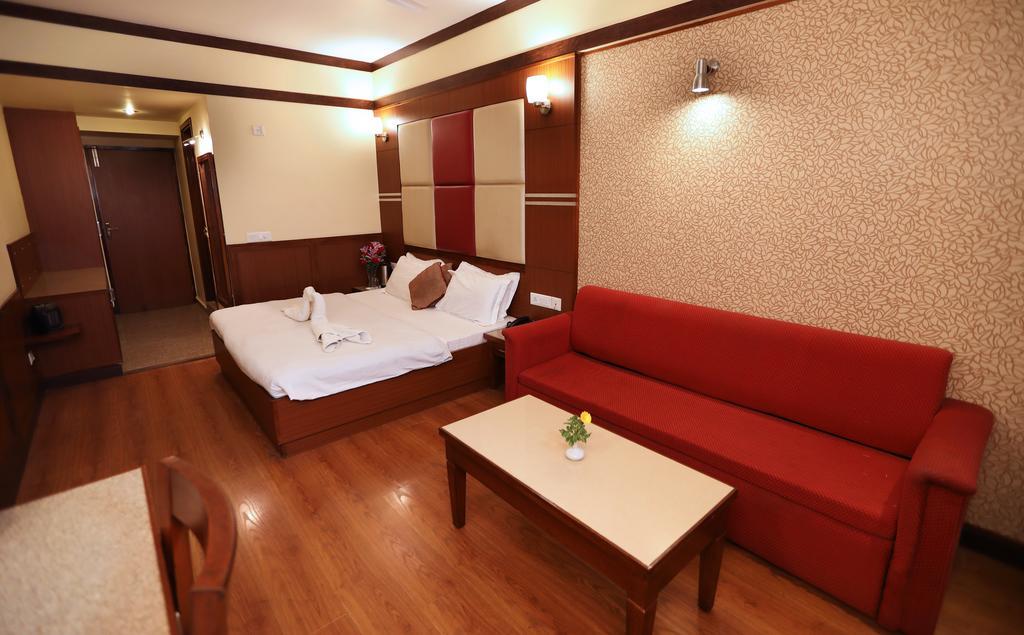 Hotel Vishnu Palace 3*