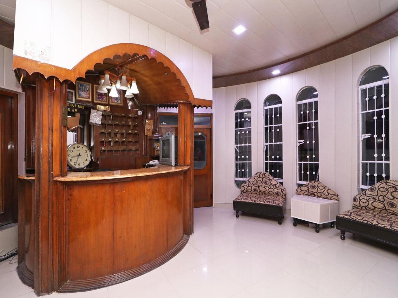 Oyo 15158 International Hotel Mussoorie