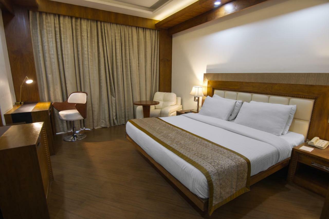 Hotel Grand Imperial & 4*
